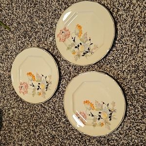Set of 3 bread and butter plates. Heartland by Taylor Smith